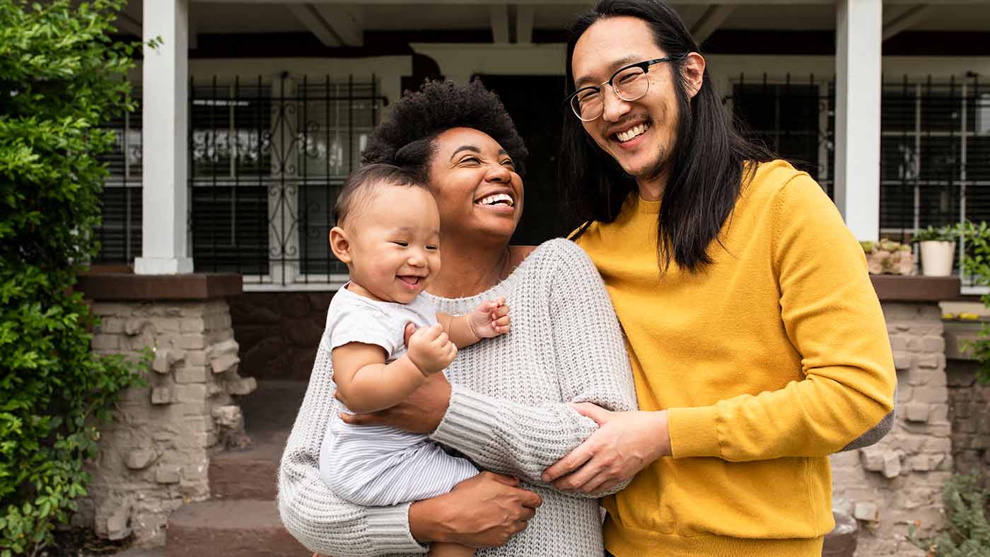 While your baby is getting busier, find a moment to take it all in - Featured Image