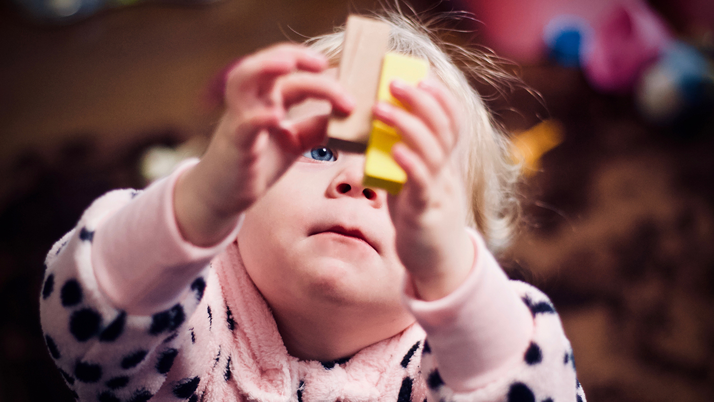 Developing fine motor skills using everyday objects - Featured Image