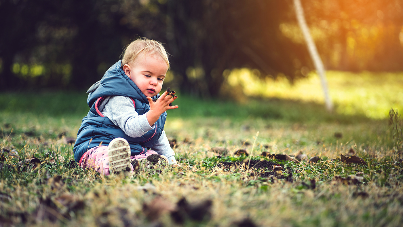 Outdoor play and creative development - Featured Image