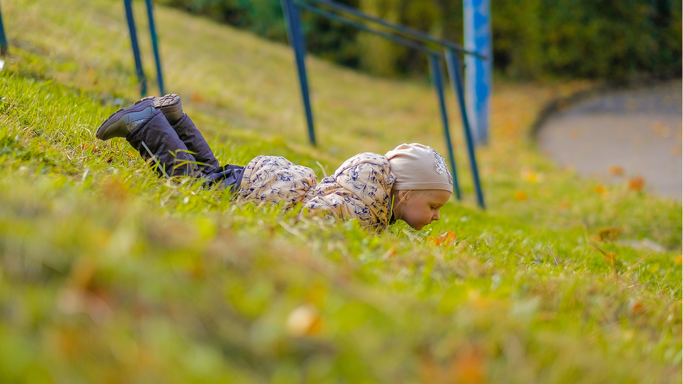 Up and down! Supporting your child’s sensory development on a hill - Featured Image